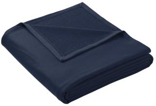 Oversized Core Fleece Sweatshirt Blanket